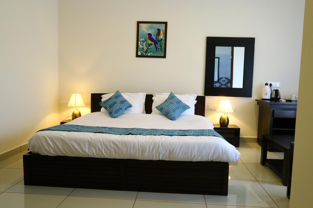 Kohinoor Hotel Alwaye Esterno foto