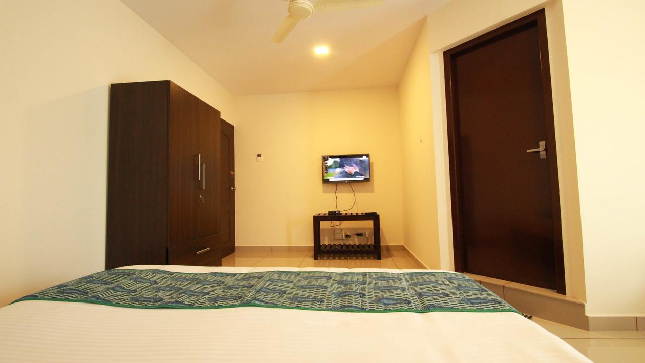Kohinoor Hotel Alwaye Esterno foto