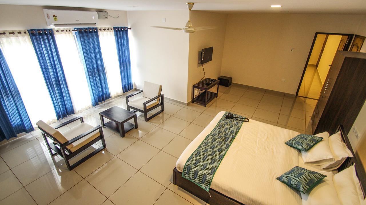 Kohinoor Hotel Alwaye Esterno foto